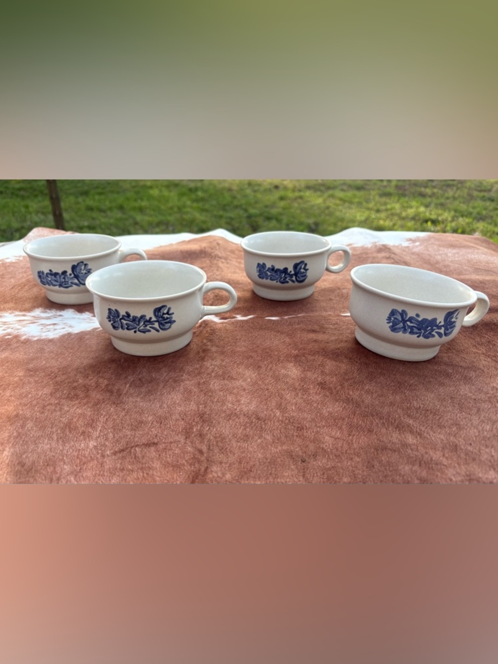 Pfaltzgraff Tea Mugs with Blue Floral Motif - White